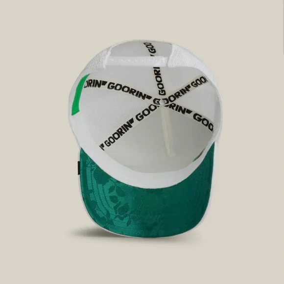 Goorin Bros "Honduras Macaw" Parrot Bird GUAPO Embroidered Hat White Green NWT - Picture 8 of 9